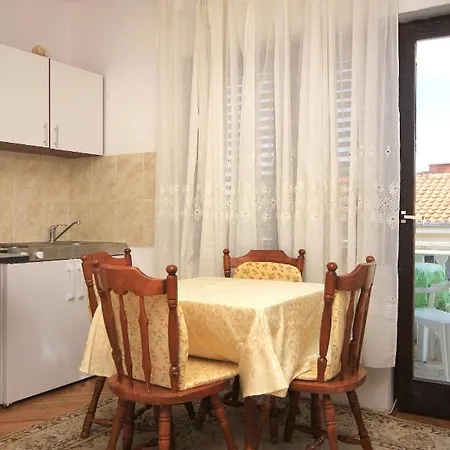 With Parking Space Orebic, Peljesac - 4546 오레비츠